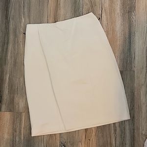 Cream Limited high-waisted skirt